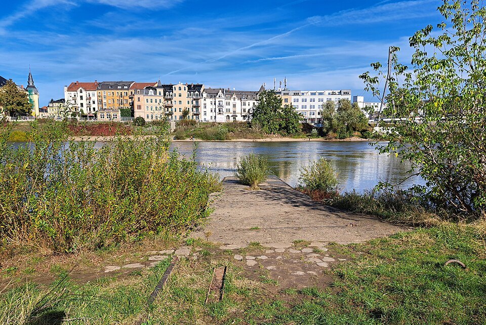 Riverside houses across the Elbe from the Neustadt bank