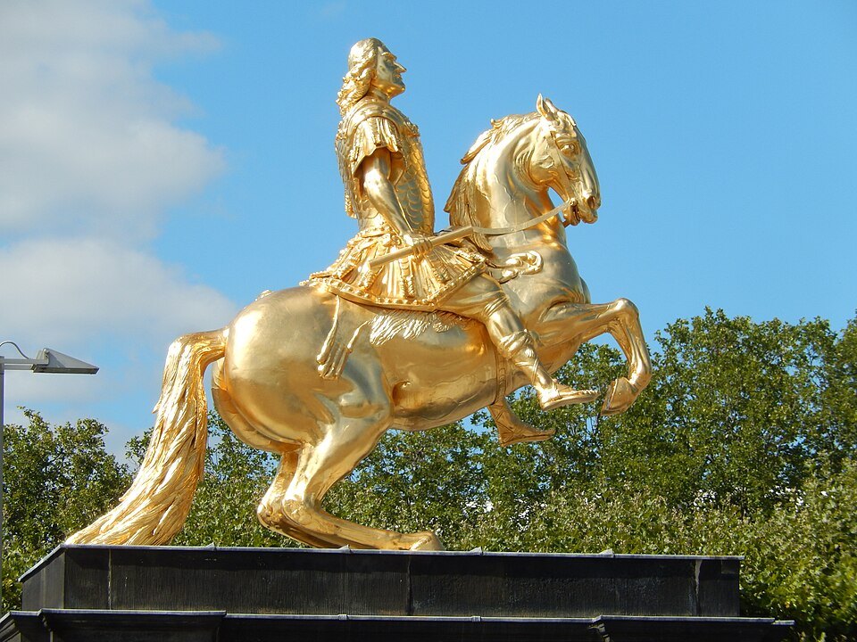 The gilded horse and rider in close view