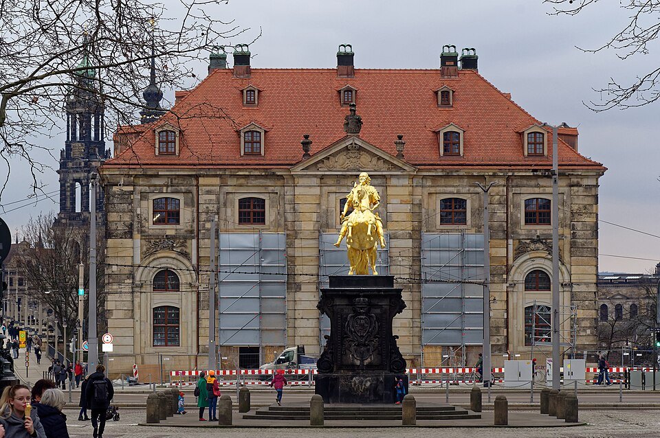 The Goldener Reiter in front of the Blockhaus