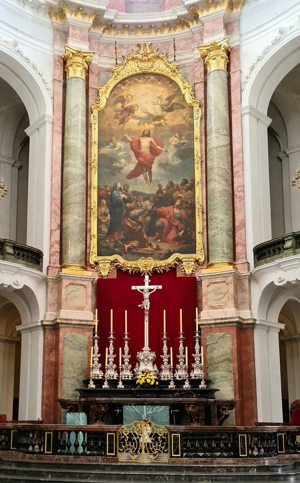 The high altar of the Hofkirche