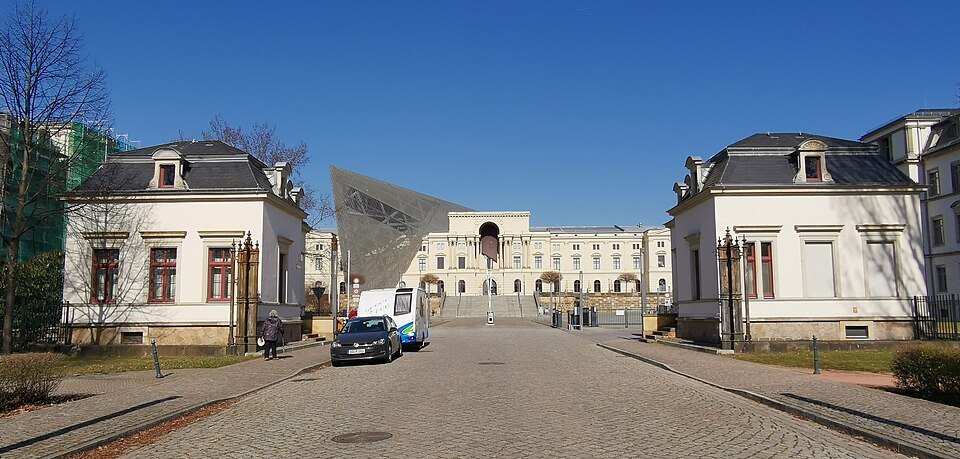The museum at the end of Olbrichtplatz