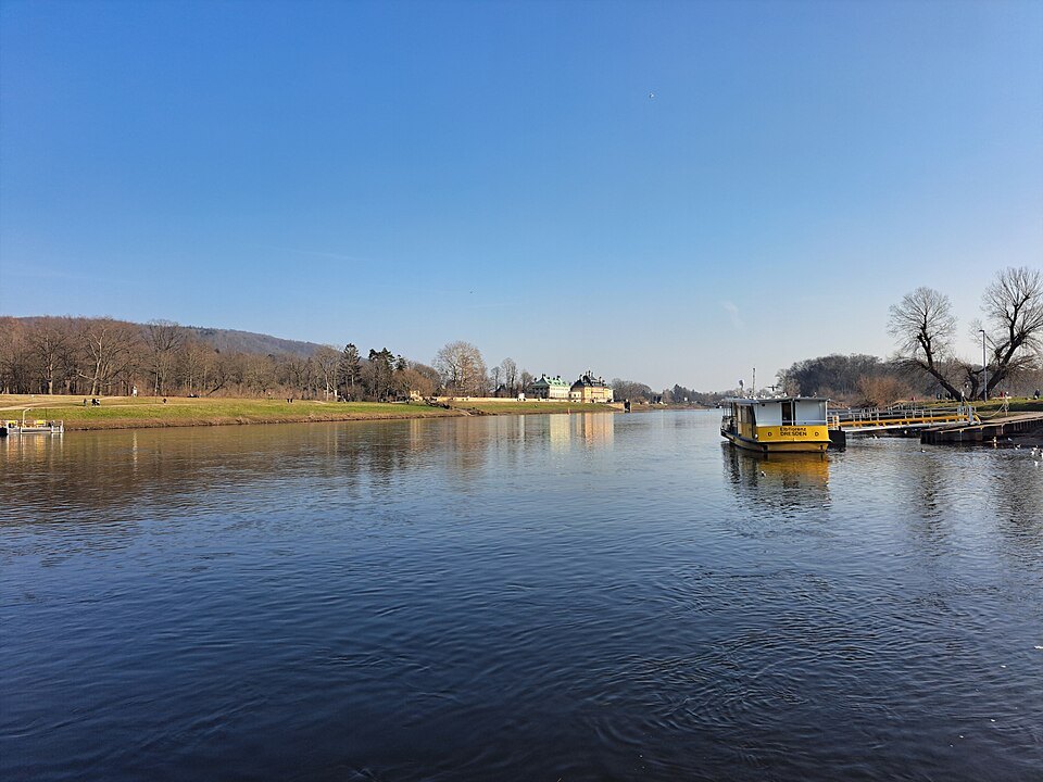 The Elbe at Pillnitz with a ferry