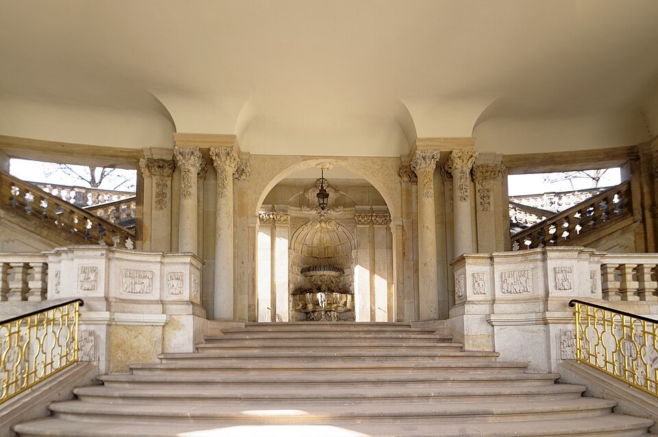 Stairs and fountain inside the Wallpavillon